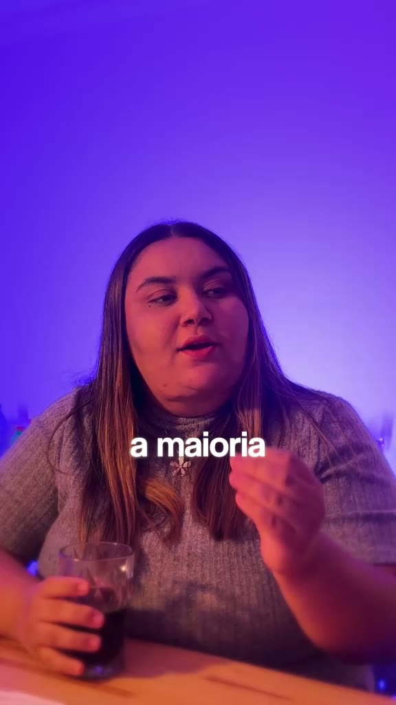 Refine Cubo - capa do vídeo Vertical 04 — Social